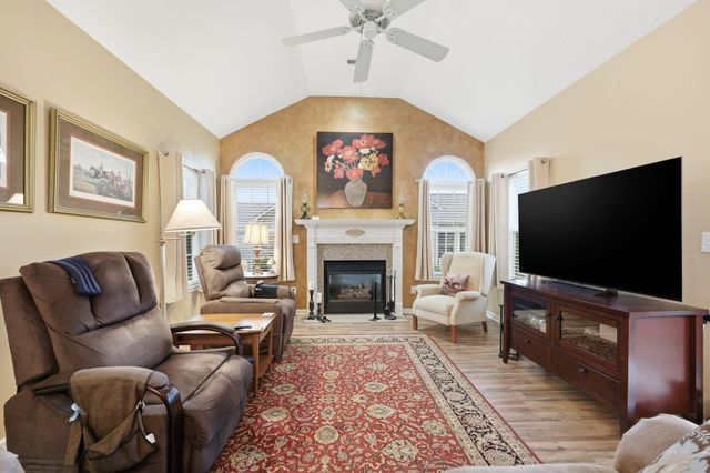 218 Churchill Crossing, Nicholasville, KY 40356