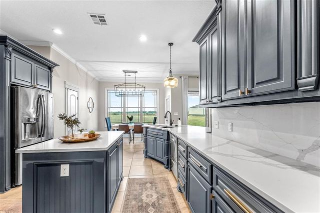 24000 N Prairie Way, Iowa, LA 70648