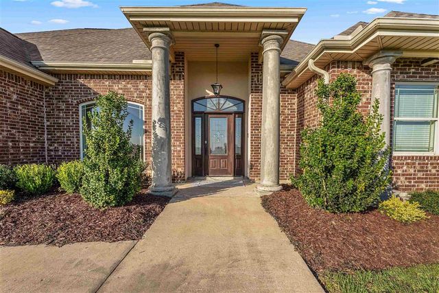 24000 N Prairie Way, Iowa, LA 70648