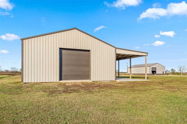 24000 N Prairie Way, Iowa, LA 70648