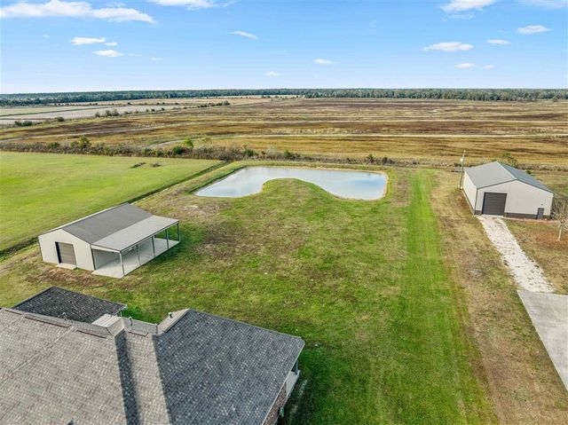 24000 N Prairie Way, Iowa, LA 70648