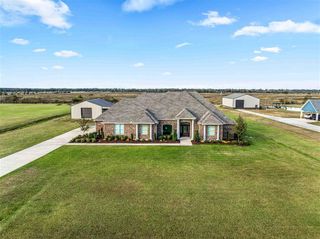 24000 N Prairie Way, Iowa, LA 70648