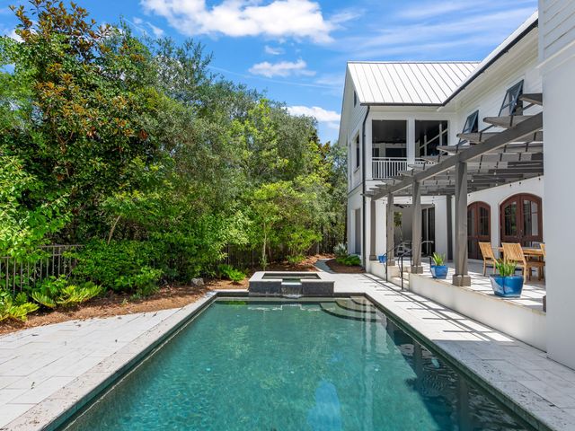 107 E Bermuda Drive, Santa Rosa Beach, FL 32459