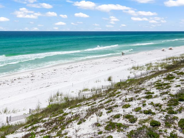 107 E Bermuda Drive, Santa Rosa Beach, FL 32459