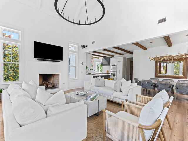 107 E Bermuda Drive, Santa Rosa Beach, FL 32459