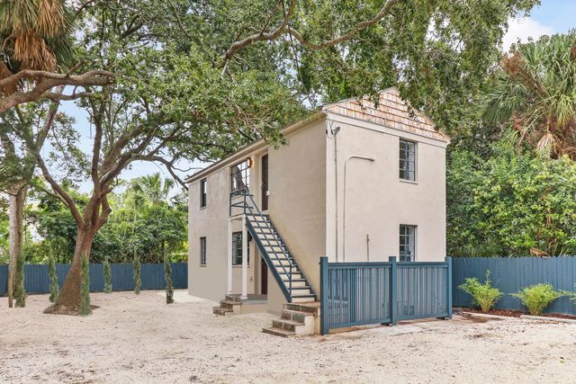 19 Smith Street F, Charleston, SC 29401