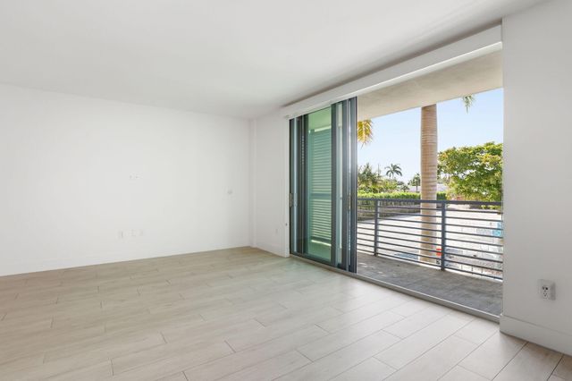 111 SE 1st Avenue 218, Delray Beach, FL 33444