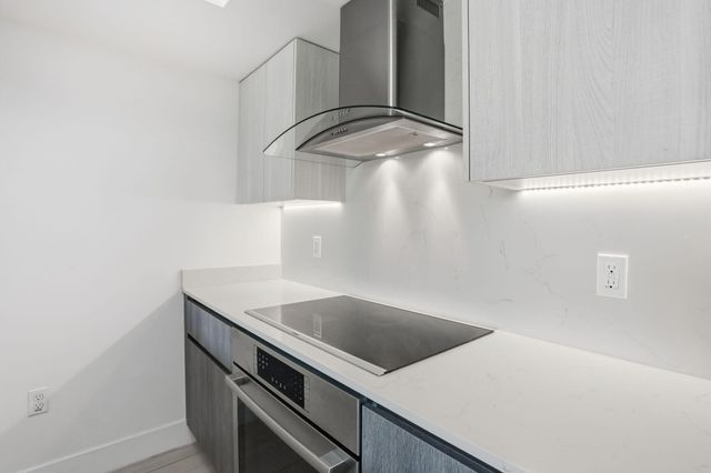 111 SE 1st Avenue 218, Delray Beach, FL 33444