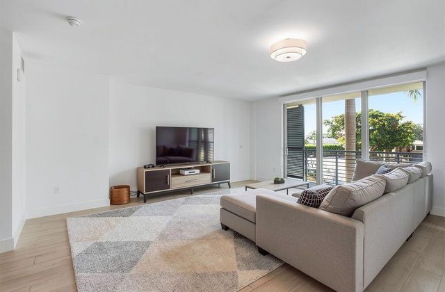 111 SE 1st Avenue 218, Delray Beach, FL 33444