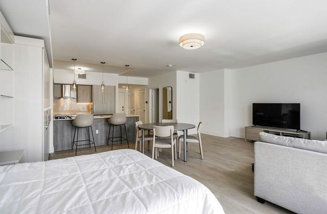 111 SE 1st Avenue 218, Delray Beach, FL 33444