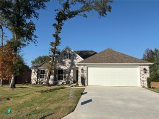 8407 McLaren Drive, Fort Smith, AR 72916