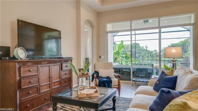 13780 Willow Haven CT, Fort Myers, FL 33905