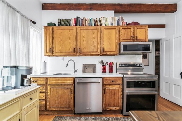 40 Webster Ave, Beverly, MA 01915