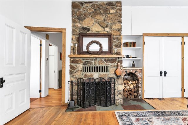 40 Webster Ave, Beverly, MA 01915