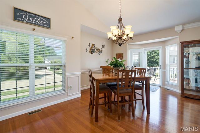 808 Blazing Star Drive, Waterloo, IL 62298