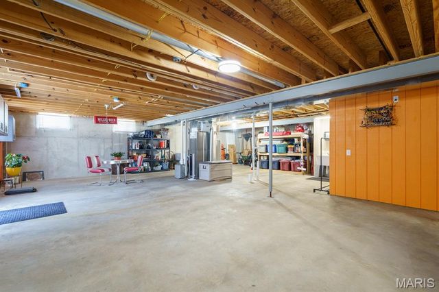 808 Blazing Star Drive, Waterloo, IL 62298