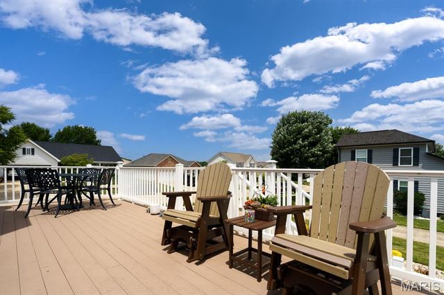 808 Blazing Star Drive, Waterloo, IL 62298