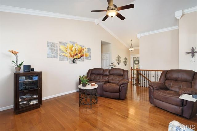 808 Blazing Star Drive, Waterloo, IL 62298