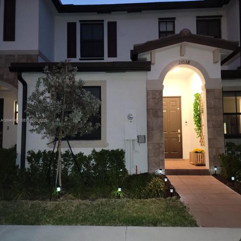 11038 W 32nd Lane 11038, Hialeah, FL 33018