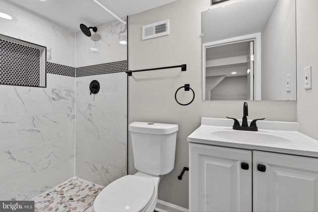 5602 FAIR OAKS AVE, Baltimore, MD 21214