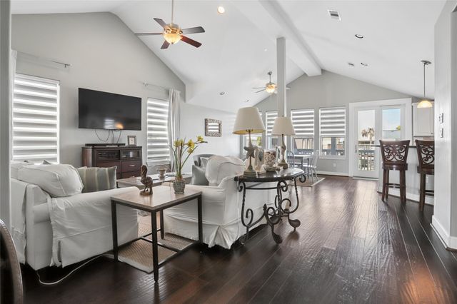 21834 Matagorda Drive, Galveston, TX 77554