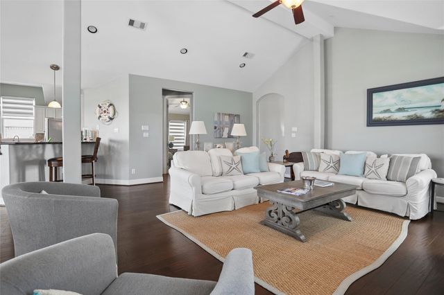 21834 Matagorda Drive, Galveston, TX 77554