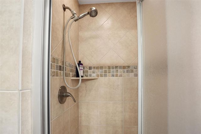 21834 Matagorda Drive, Galveston, TX 77554