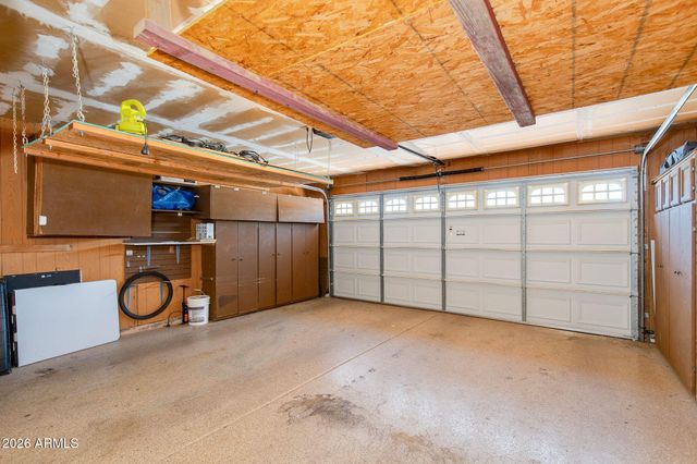 825 E PIUTE Avenue, Phoenix, AZ 85024
