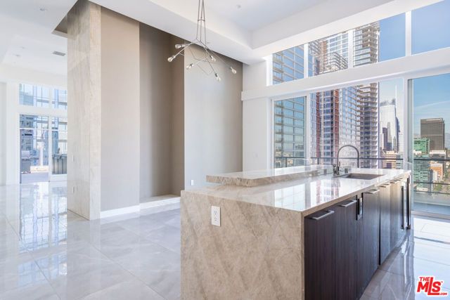 1201 S Hope Street 3804, Los Angeles, CA 90015