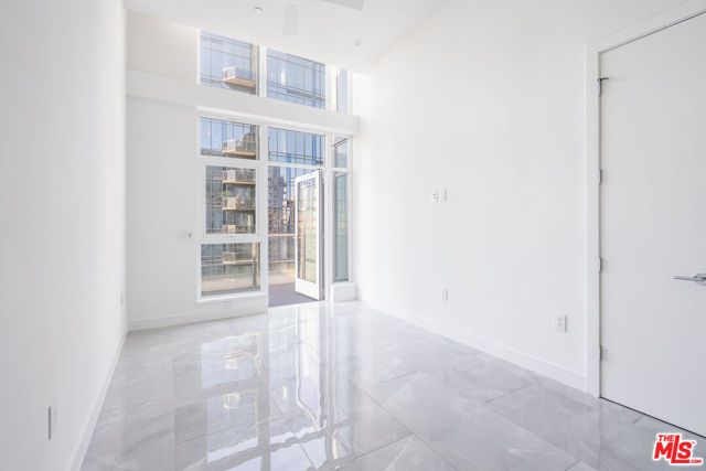 1201 S Hope Street 3804, Los Angeles, CA 90015