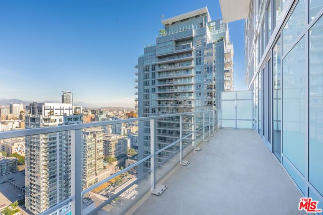 1201 S Hope Street 3804, Los Angeles, CA 90015