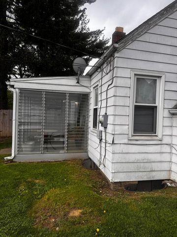 400 S James Road, Columbus, OH 43230