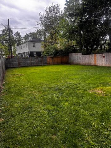400 S James Road, Columbus, OH 43230
