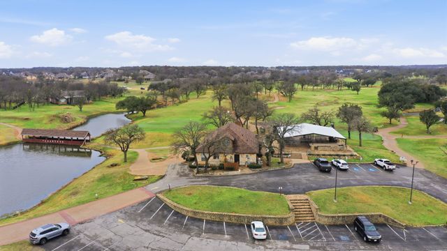 101 Lakeside Drive, Lipan, TX 76462
