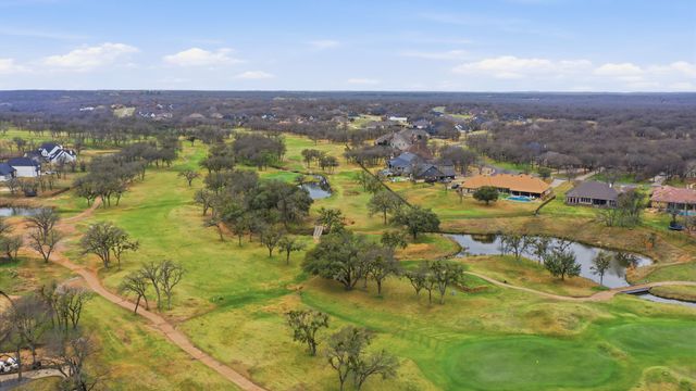 101 Lakeside Drive, Lipan, TX 76462