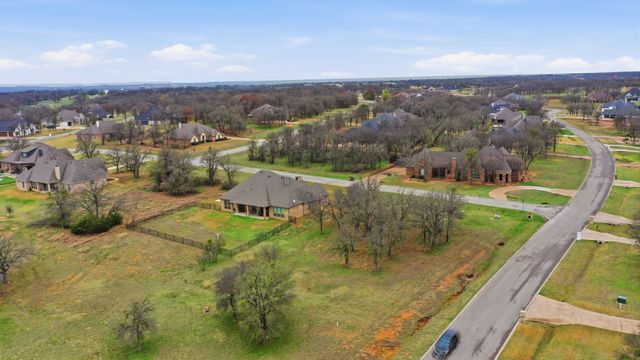 101 Lakeside Drive, Lipan, TX 76462