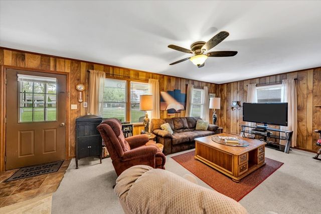 105 Plain View Dr, Estill Springs, TN 37330