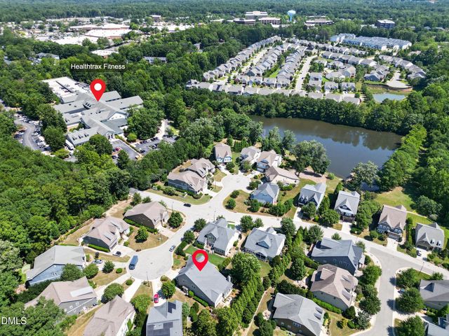 8108 Cranes Vw Place W, Raleigh, NC 27615