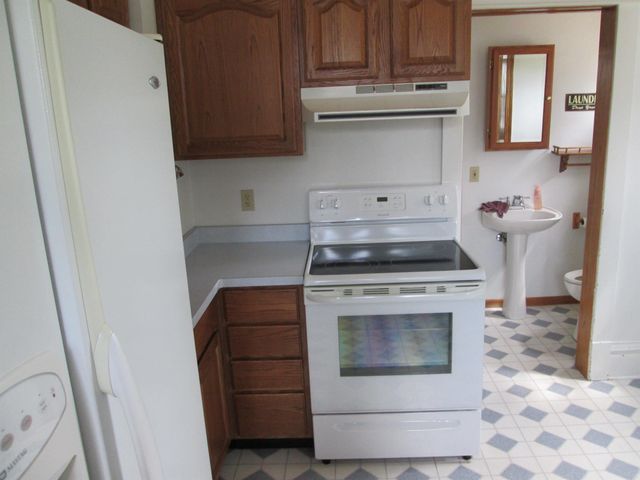 217 S WALNUT Street, West Union, IA 52175