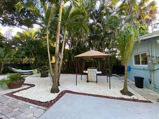 204 SW 19th Ave, Fort Lauderdale, FL 33312