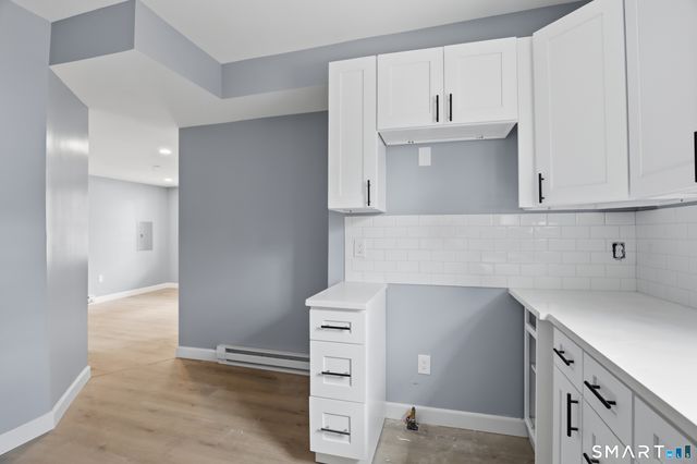 33 Congress Avenue, Waterbury, CT 06708
