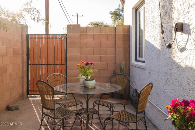 1801 N DAYTON Street, Phoenix, AZ 85006