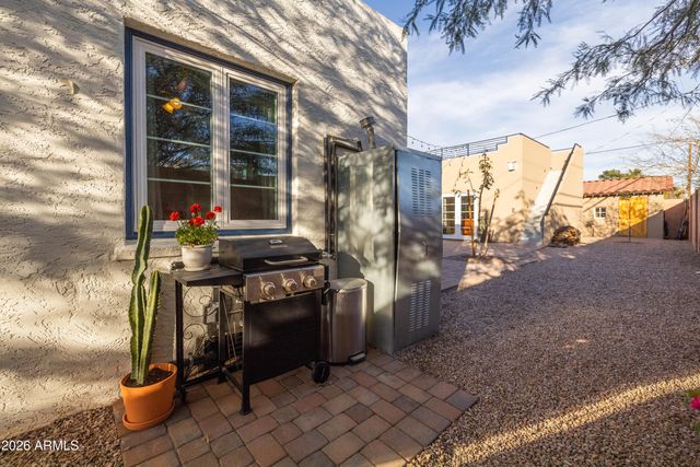 1801 N DAYTON Street, Phoenix, AZ 85006