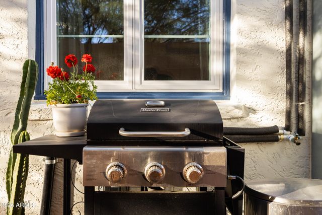 1801 N DAYTON Street, Phoenix, AZ 85006