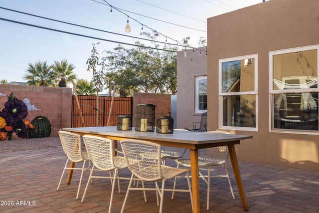 1801 N DAYTON Street, Phoenix, AZ 85006