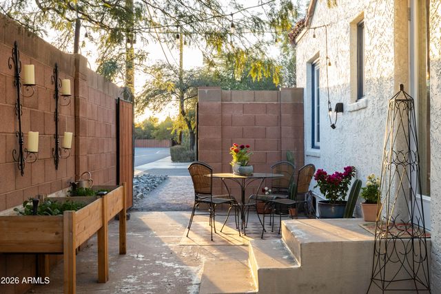 1801 N DAYTON Street, Phoenix, AZ 85006