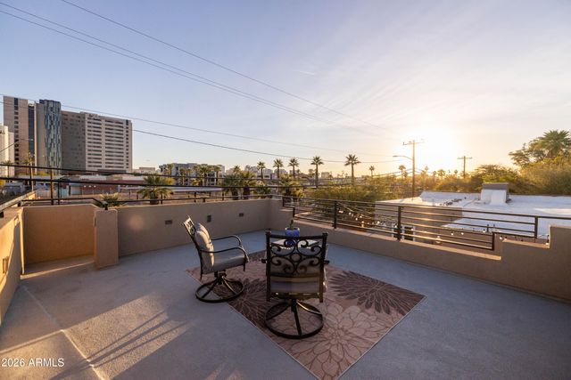 1801 N DAYTON Street, Phoenix, AZ 85006