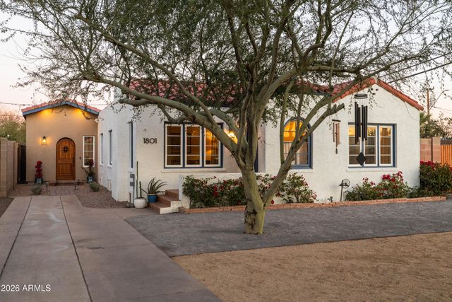 1801 N DAYTON Street, Phoenix, AZ 85006