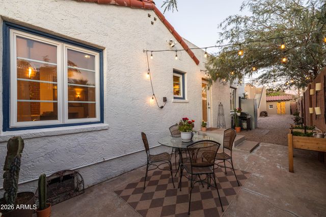 1801 N DAYTON Street, Phoenix, AZ 85006