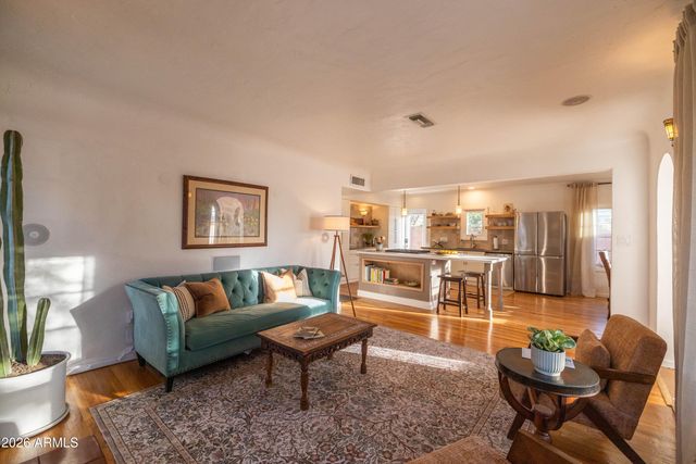 1801 N DAYTON Street, Phoenix, AZ 85006